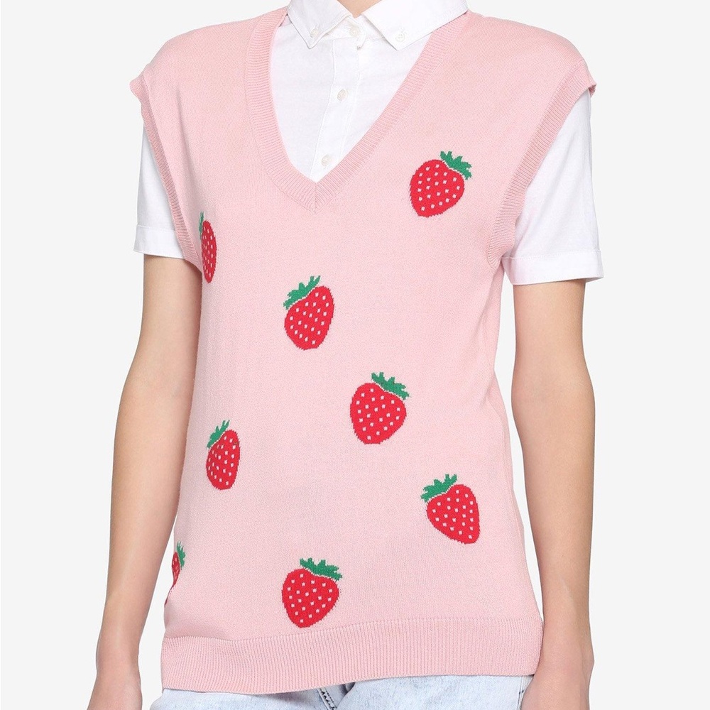Hot Topic Pink Strawberry Girls Sweater Vest Size Large
